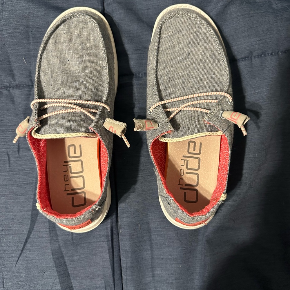 Hey Dude Women's Denim and Pink Loafers